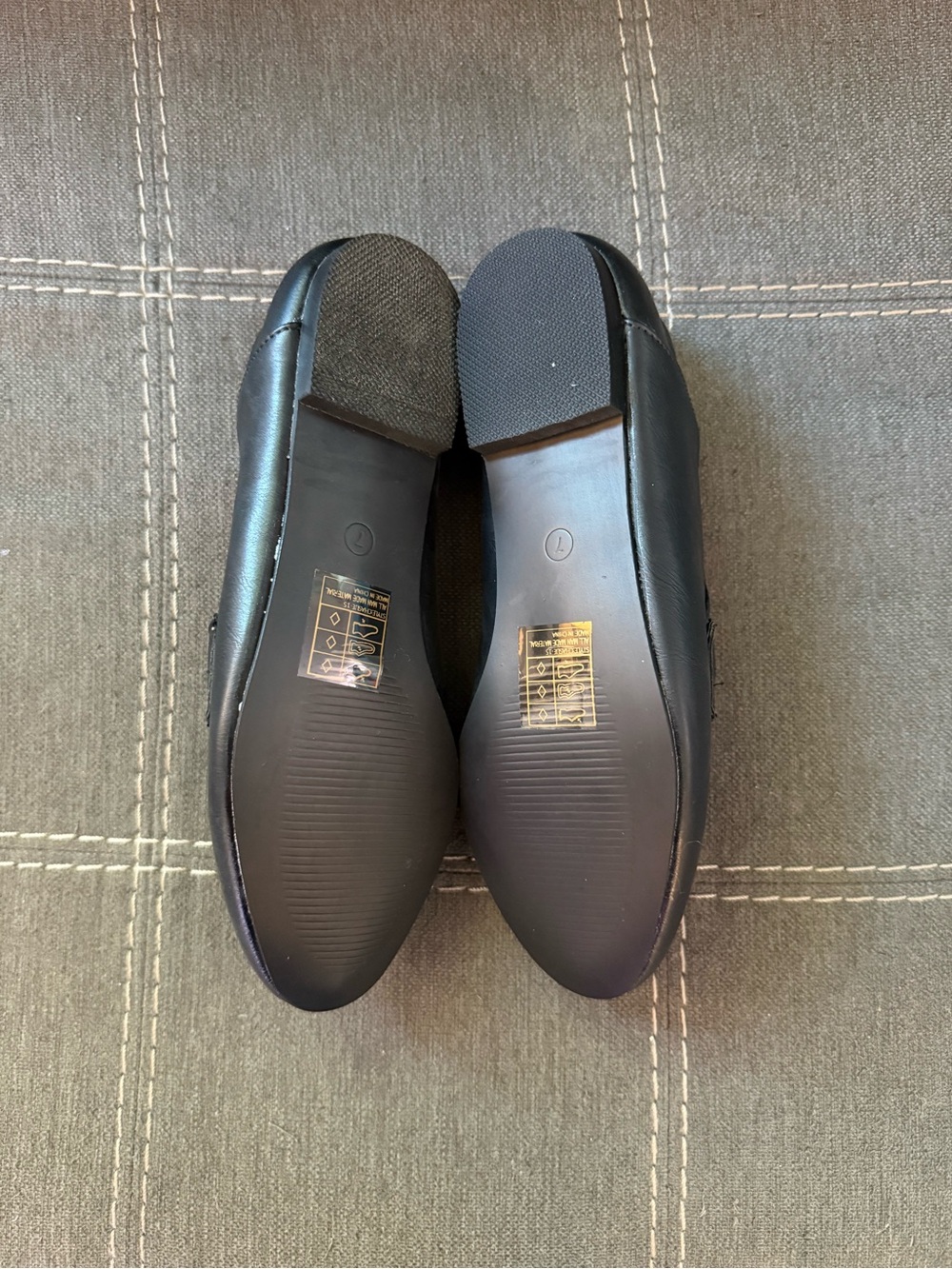 BNIB Yoki Chaslie-15 Black Loafers with Gold Horsebit size 7 - Picture 5 of 10